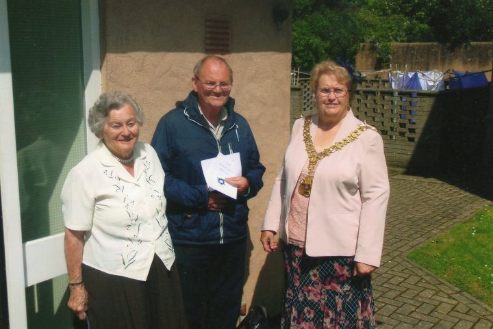 The Barnstaple Shillings presented to Pilton Lower Almshouse Residents 2014