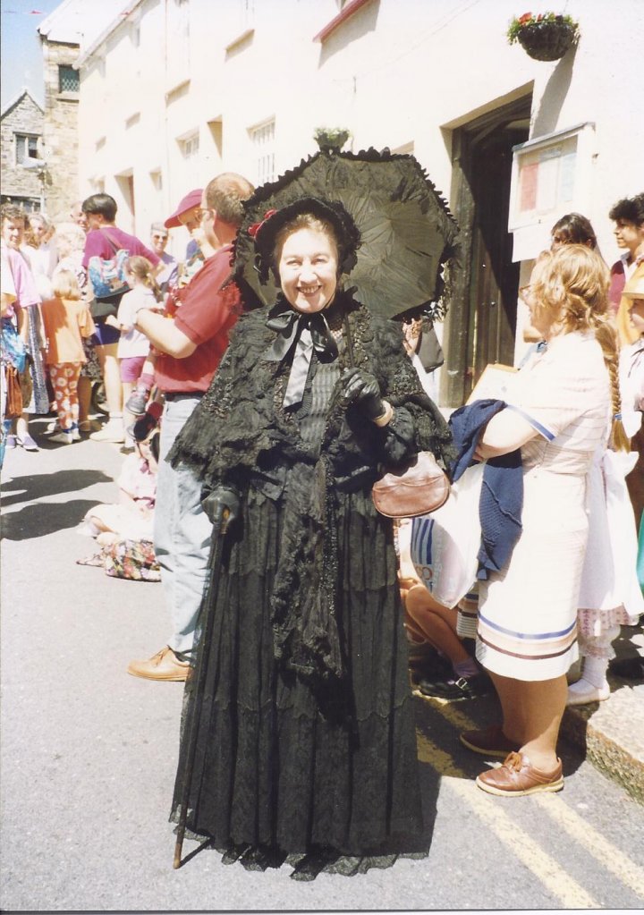 Mary Spiegelhalter in Victorian dress at the 1993  Pilton Festival