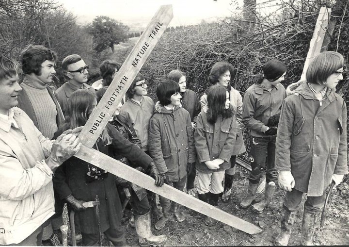 Children Clearing Smoky House Lane in Spring 1974
