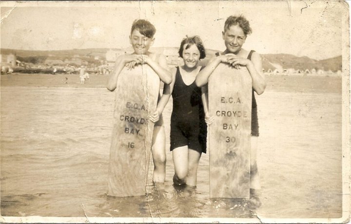 Three Young Pilton Residents at Croyde in 1934
